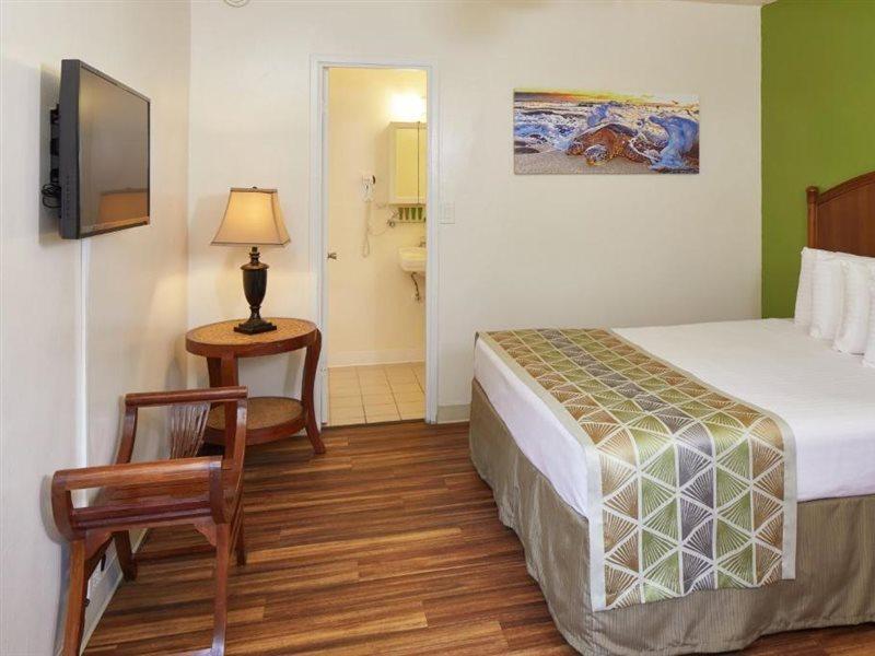 Pacific Marina Inn Airport Хонолулу Екстериор снимка